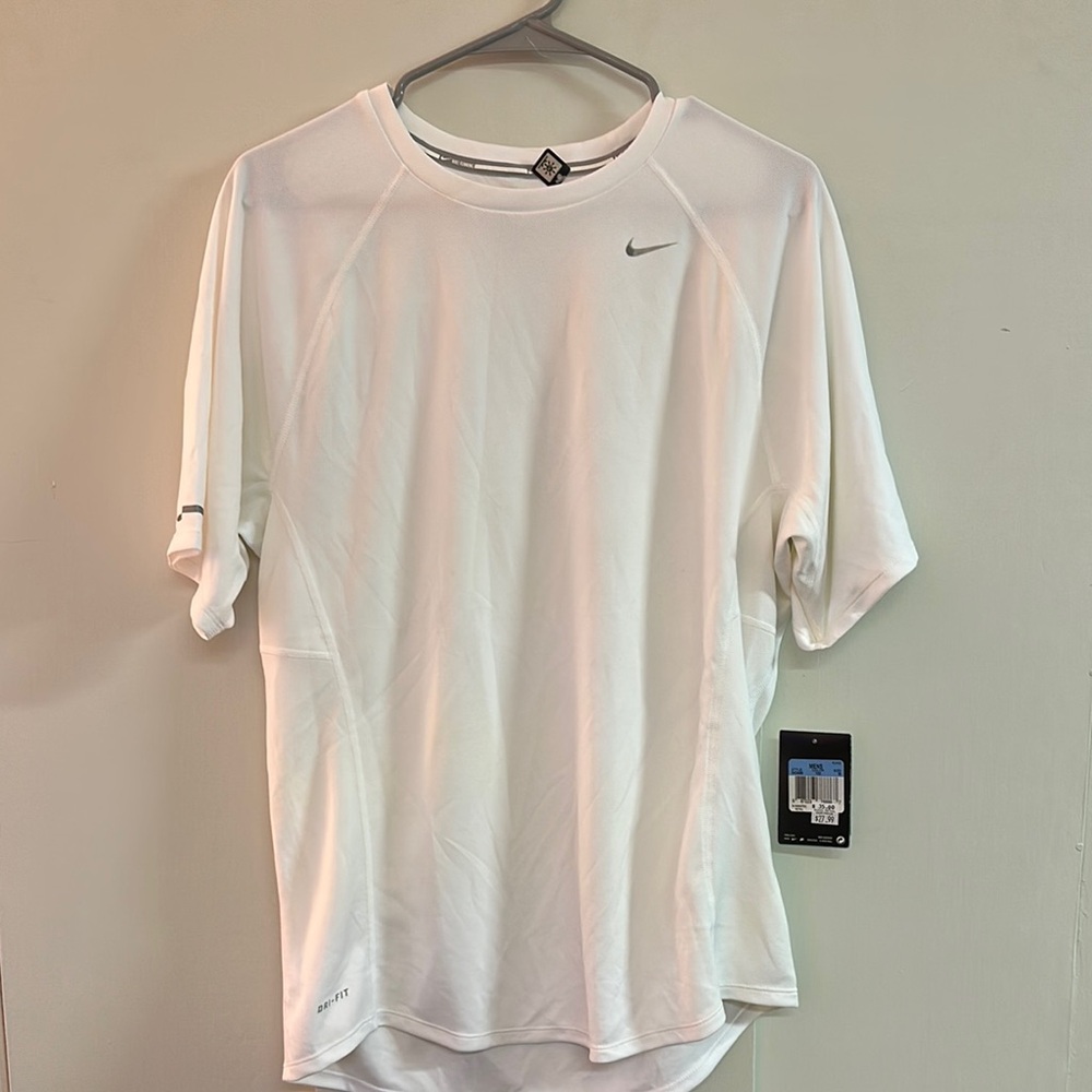 Nike White Short Sleeve Tee